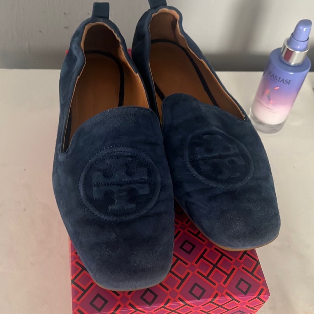 Tory Burch Suede shoes size 7